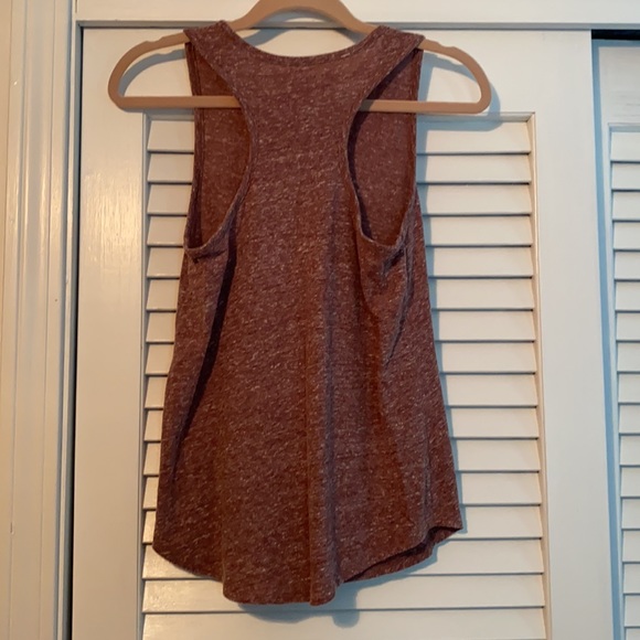 Flowy Racer-back Tank Top - Picture 3 of 4